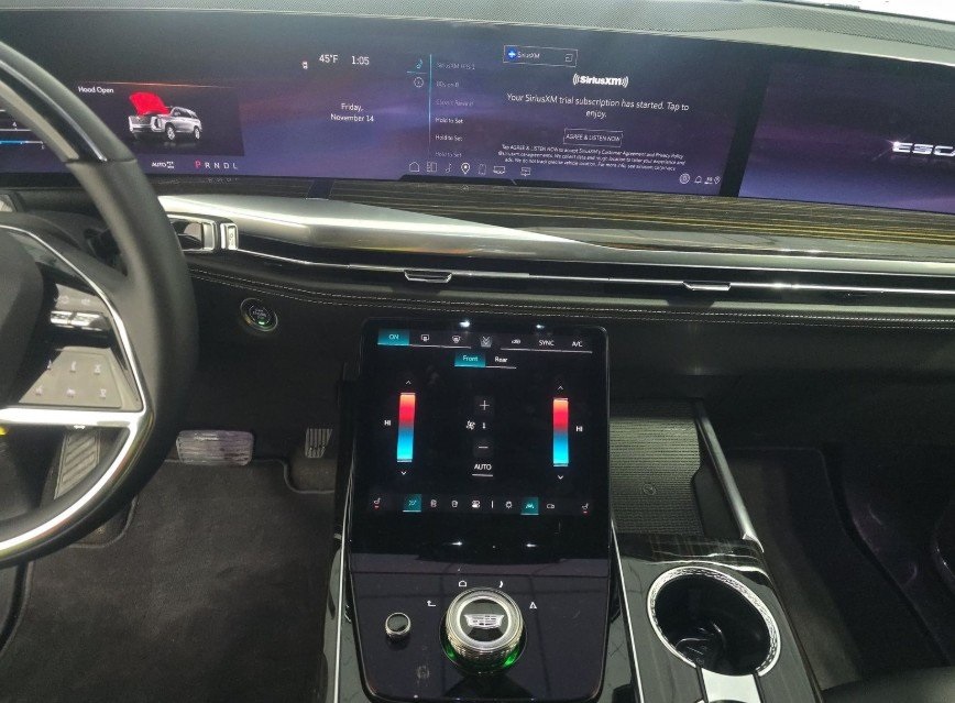 2025 CADILLAC ESCALADE - Image 6