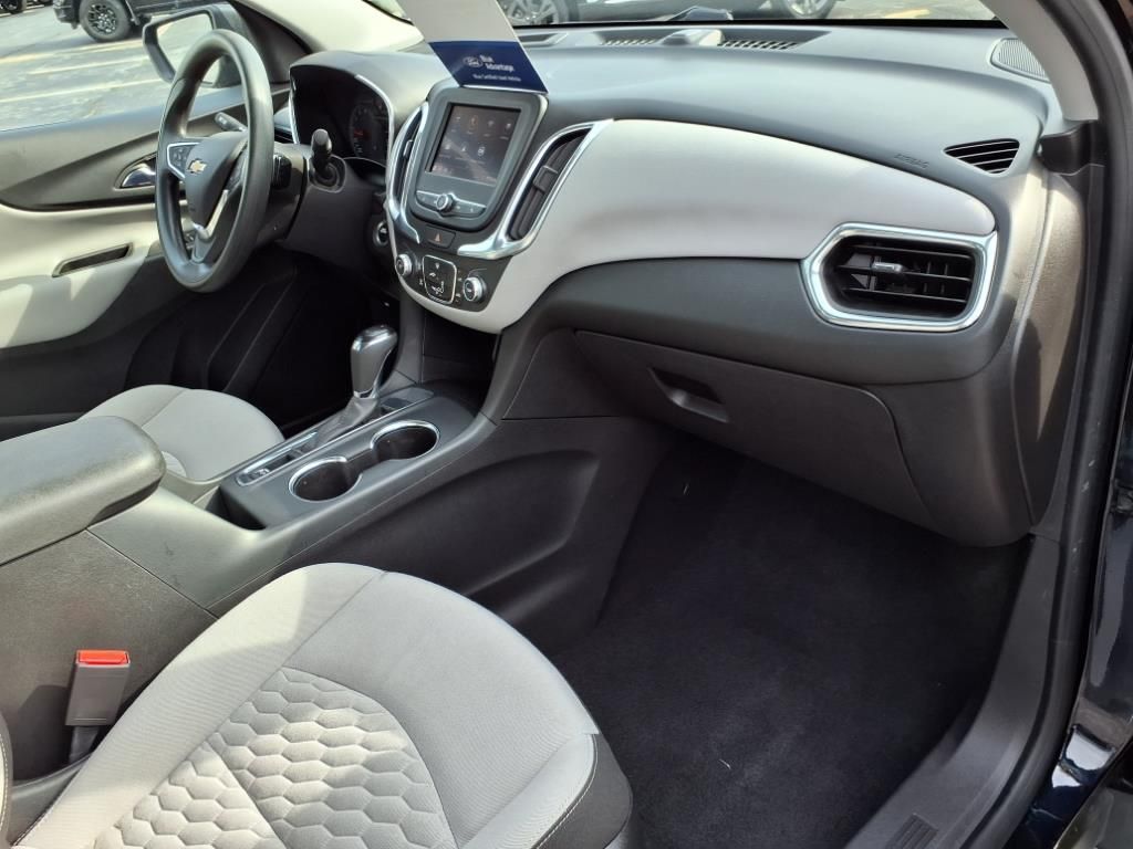 2020 Chevrolet Equinox LS photo 13