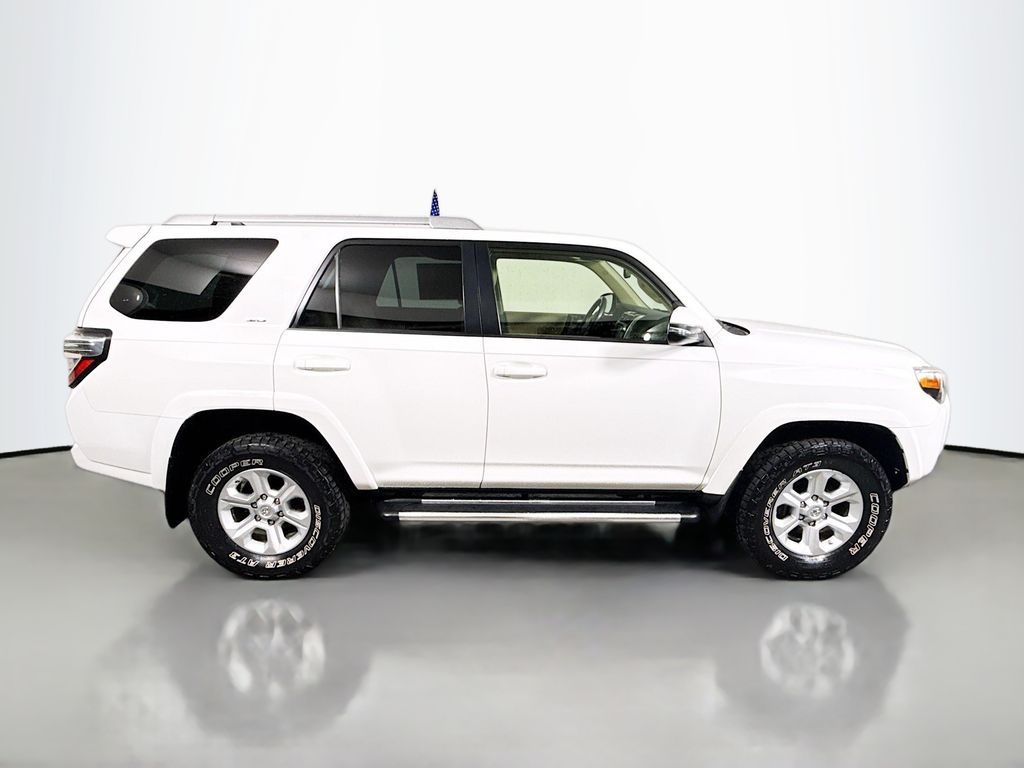 2015 Toyota 4Runner SR5 Premium photo 8
