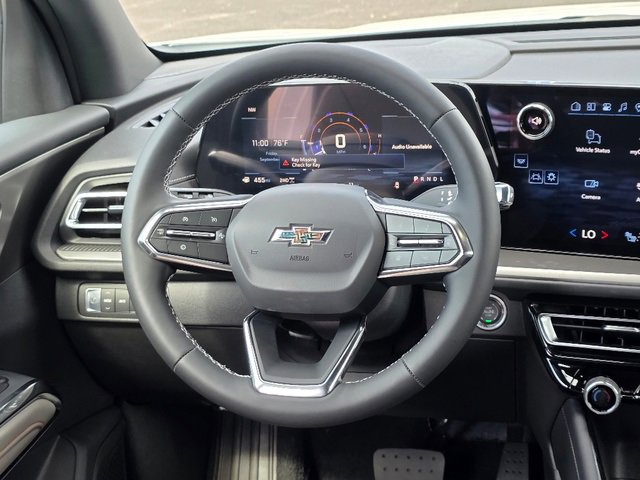 2025 Chevrolet Traverse photo 11