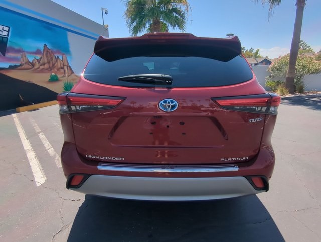 2020 Toyota Highlander Hybrid Platinum photo 25