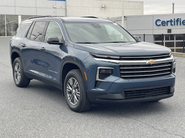 2026 Chevrolet Traverse LT's photo