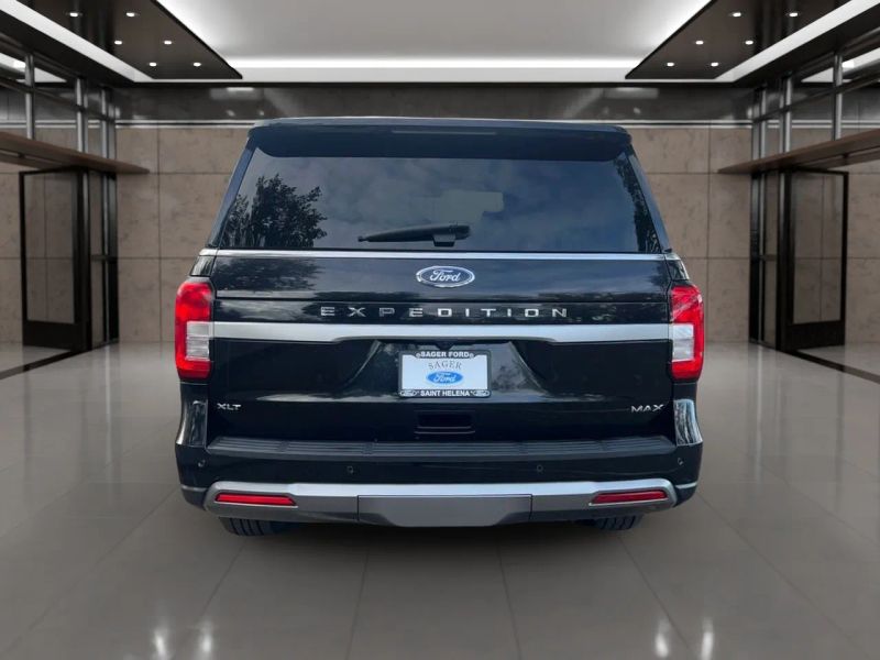 2022 Ford Expedition MAX XLT photo 4