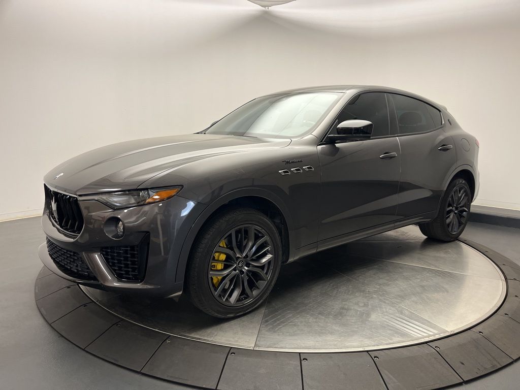 2022 Maserati Levante Modena's photo