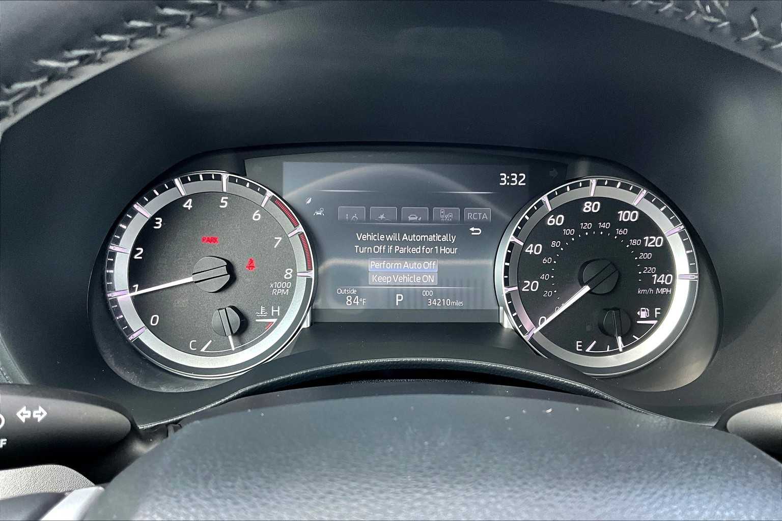 2024 Toyota Highlander LE photo 25