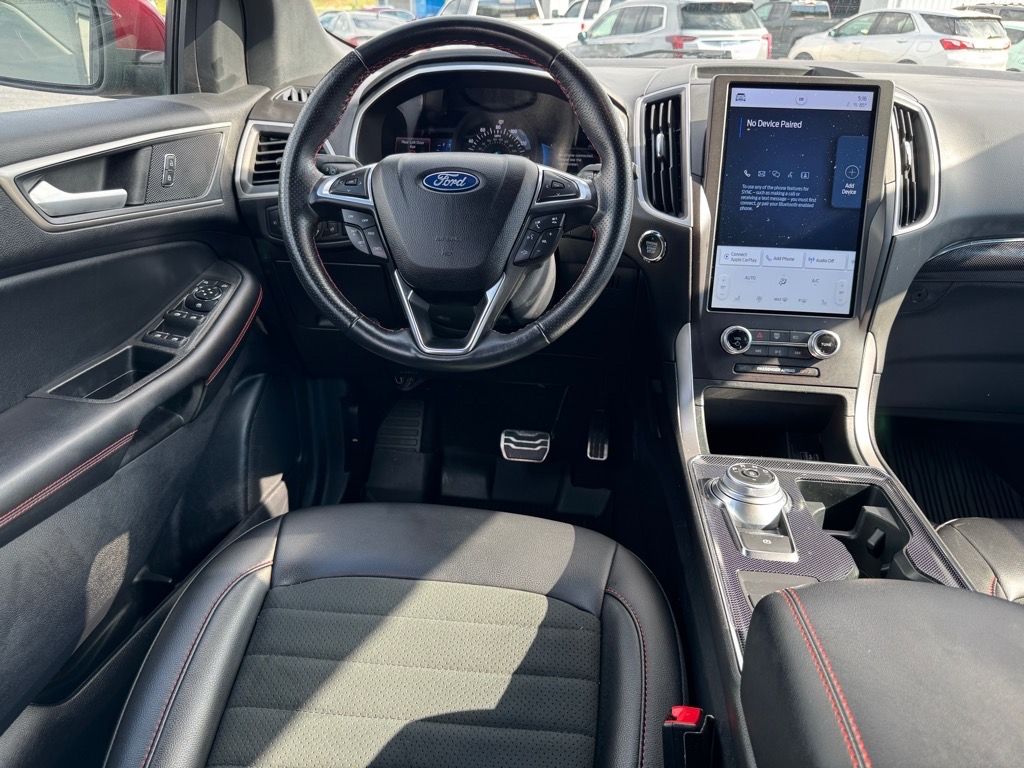 2021 Ford Edge ST photo 12