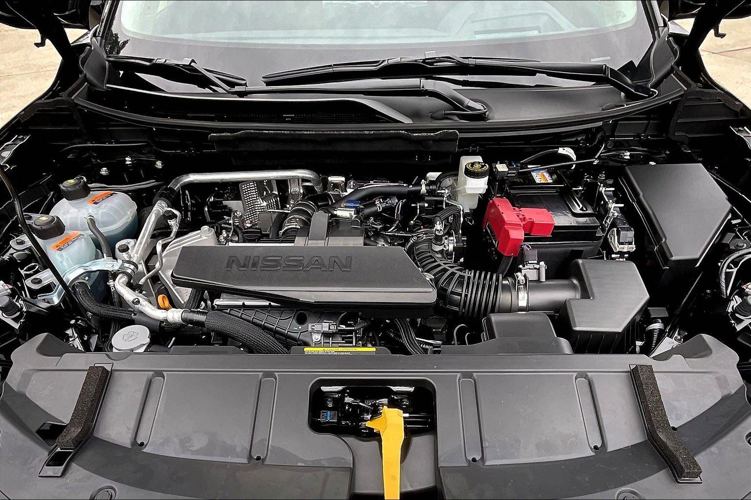 2026 Nissan Rogue Platinum photo 8