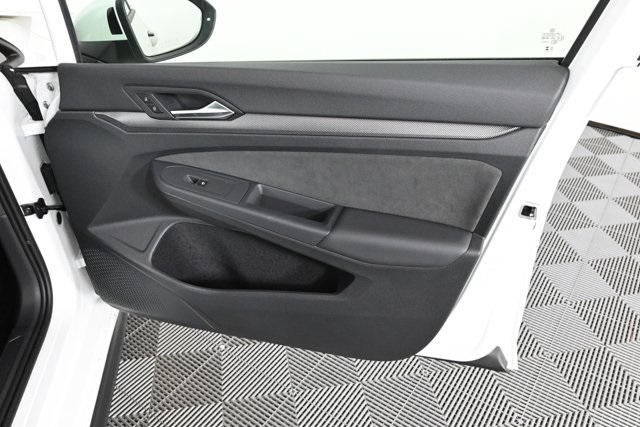 2025 Volkswagen Golf GTI S photo 4
