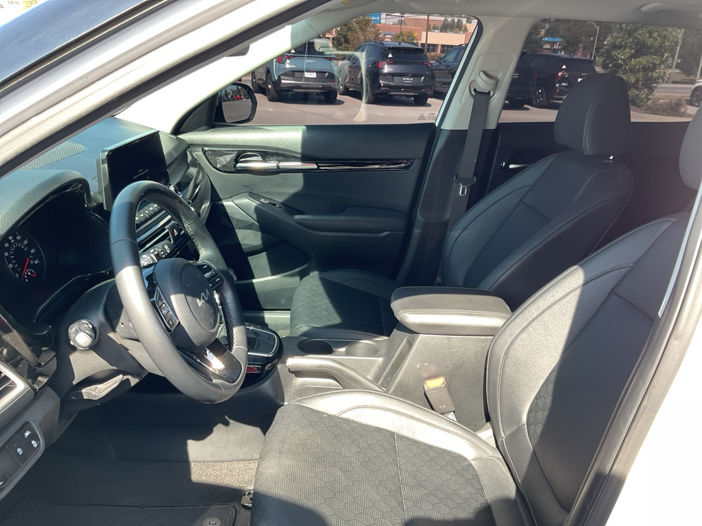 2023 Kia Seltos EX photo 15