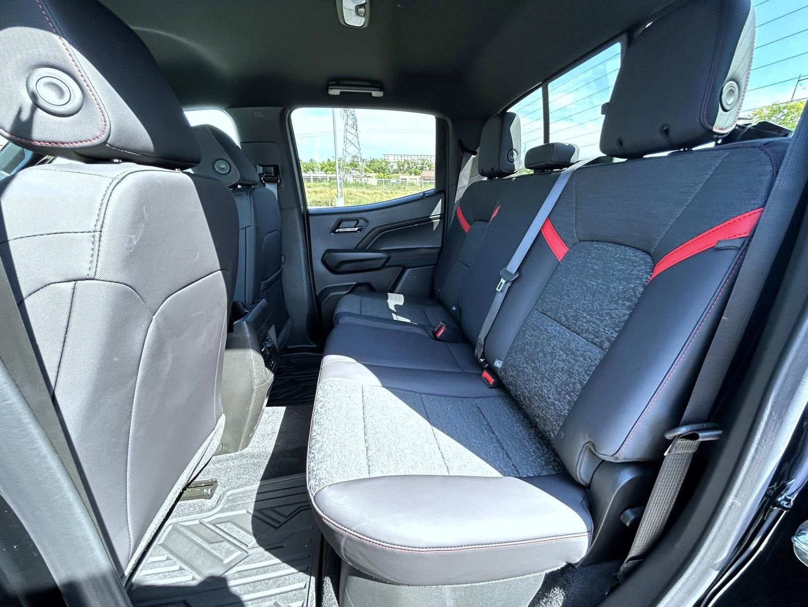 2026 Chevrolet Colorado Z71 photo 20