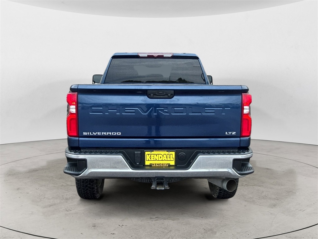 2020 Chevrolet Silverado 2500HD LTZ photo 4