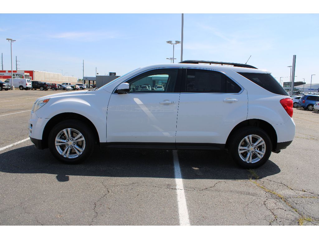 2011 Chevrolet Equinox photo 4