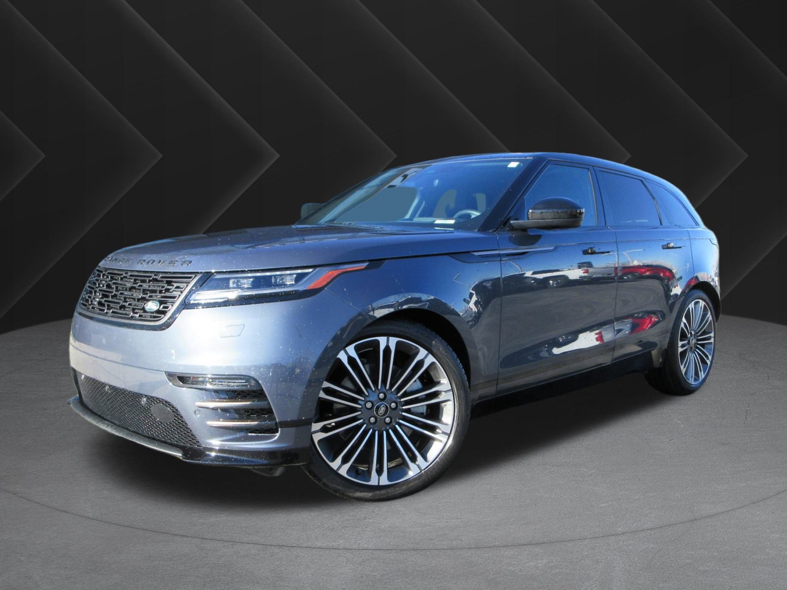 2024 Land Rover Range Rover Velar Dynamic HSE's photo