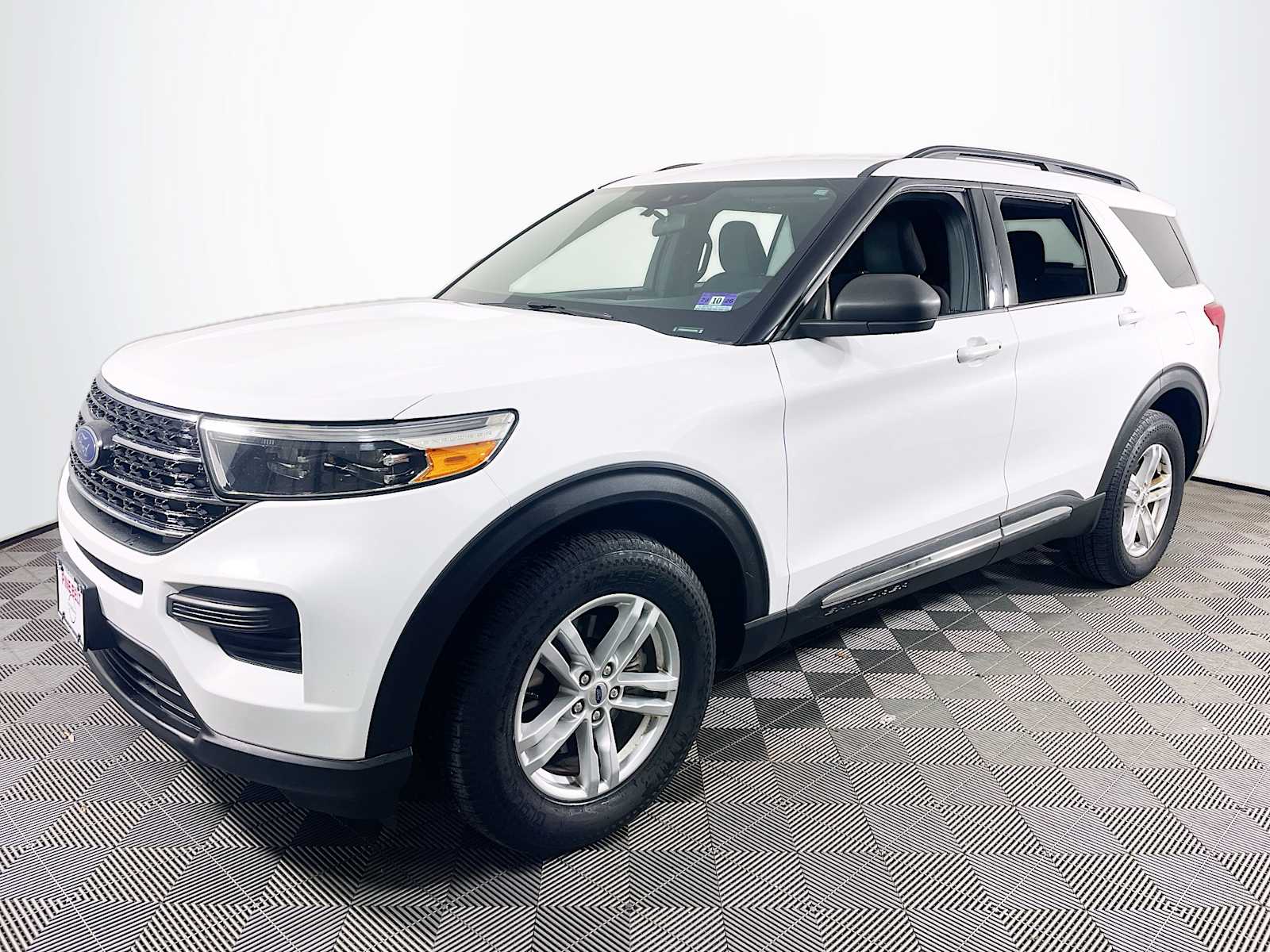 2020 Ford Explorer XLT's photo