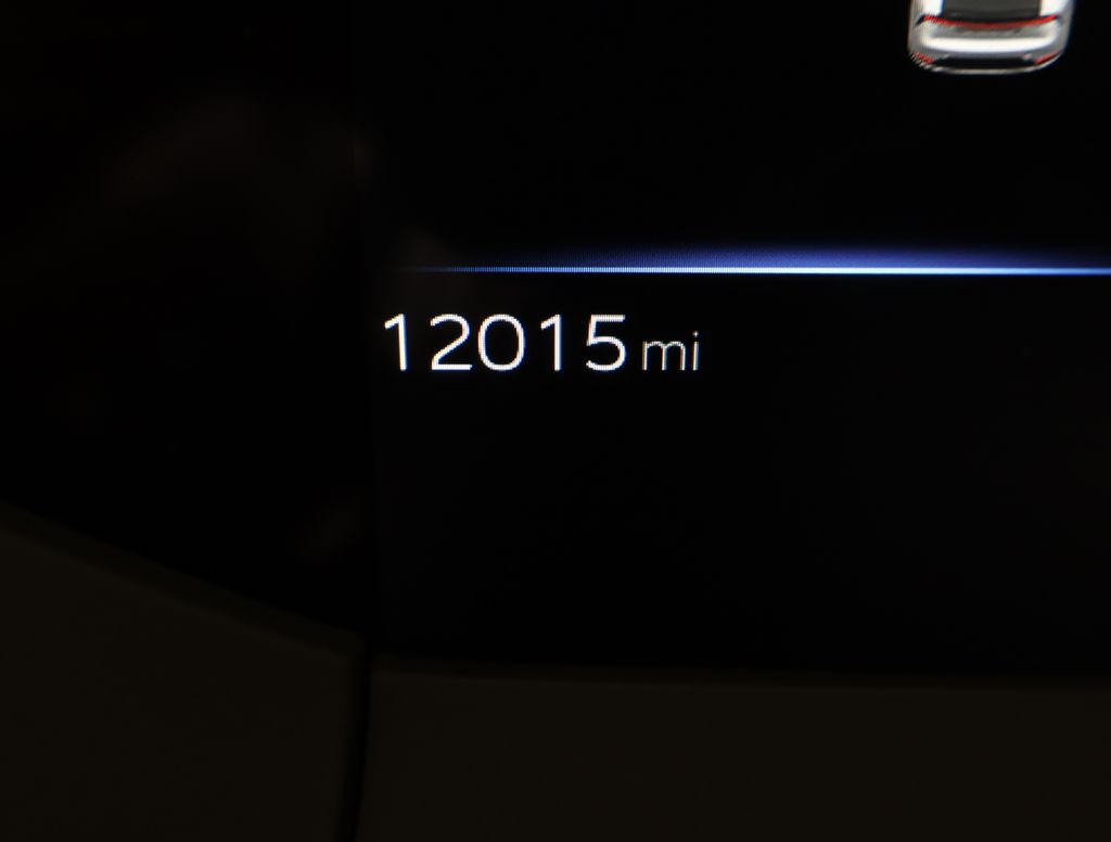 2024 Toyota Prius Limited photo 11