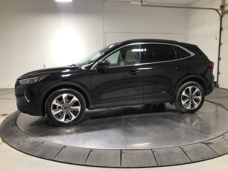 2023 Ford Escape Platinum photo 4