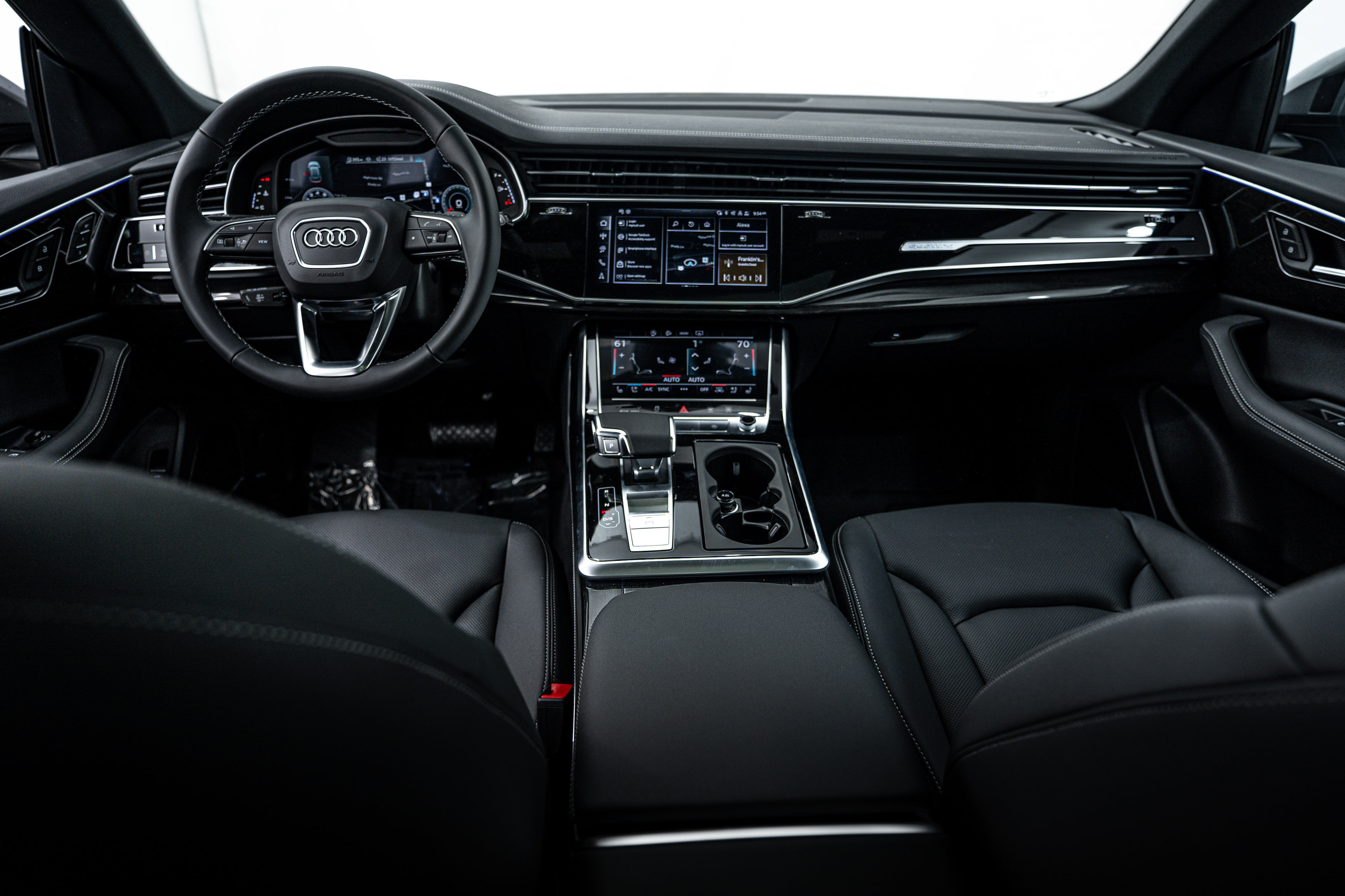 2025 Audi Q8 Premium Plus photo 10
