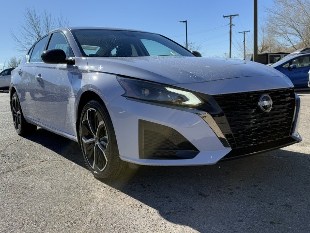 2025 Nissan Altima SR