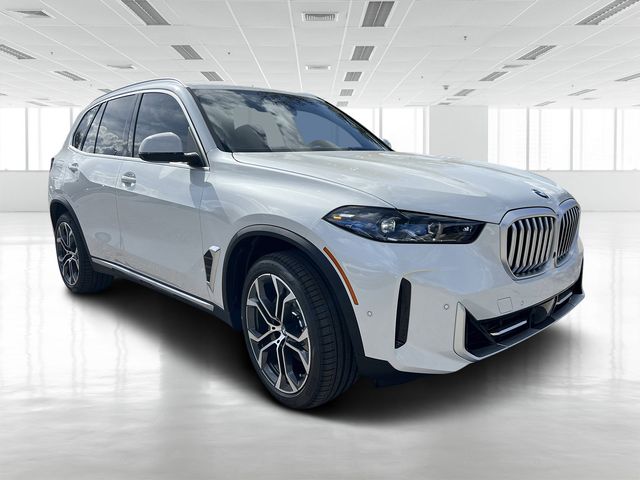 2026 BMW X5 40i's photo