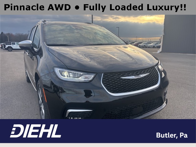 2026 Chrysler Pacifica Pinnacle's photo