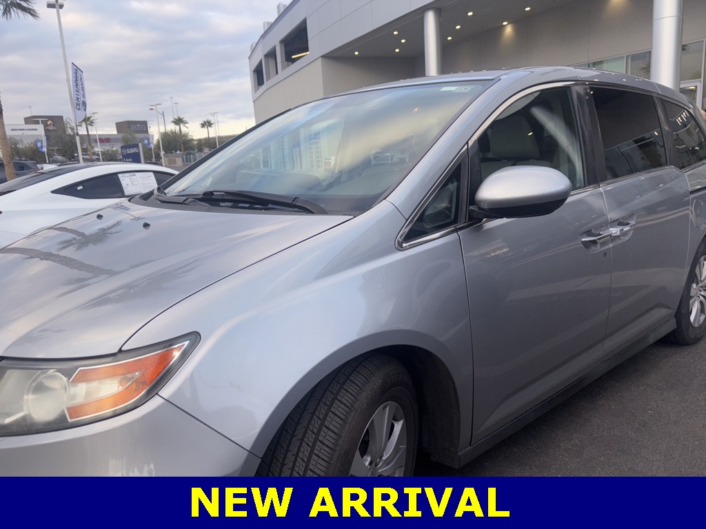 2016 Honda Odyssey SE's photo