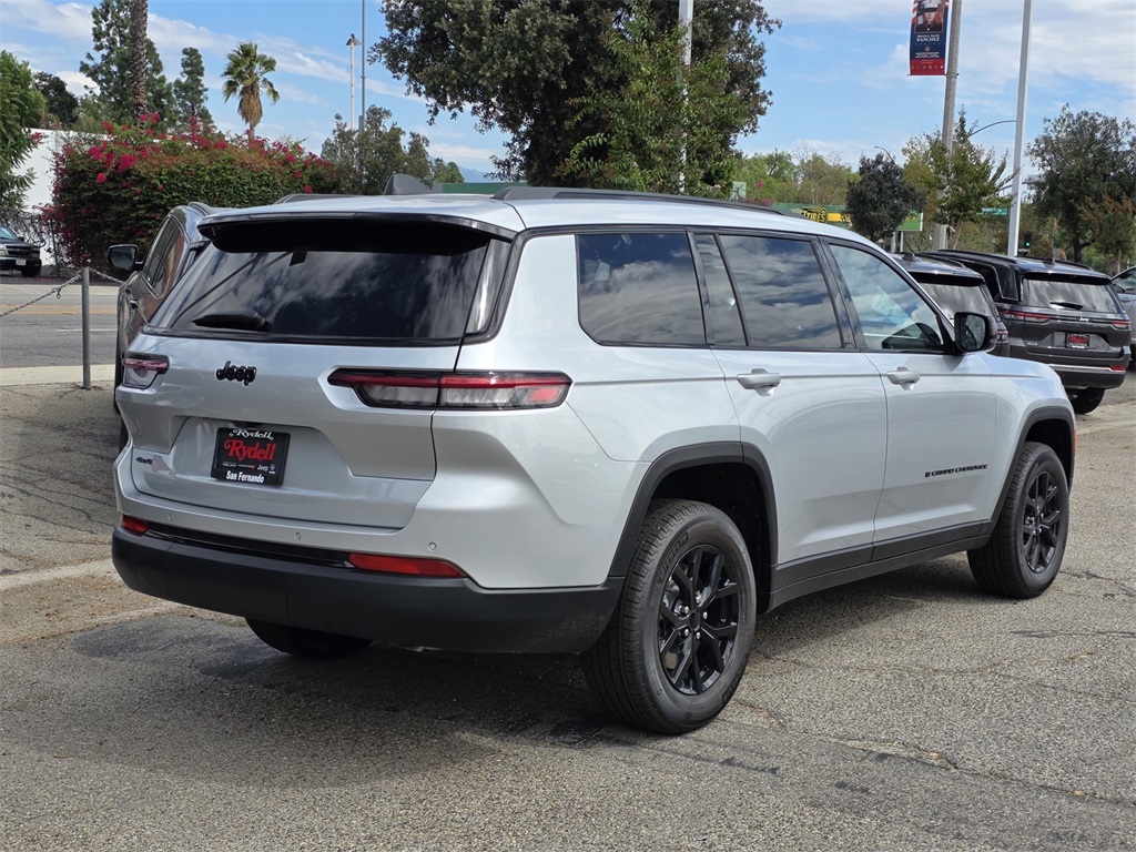 2025 Jeep Grand Cherokee Altitude X photo 2