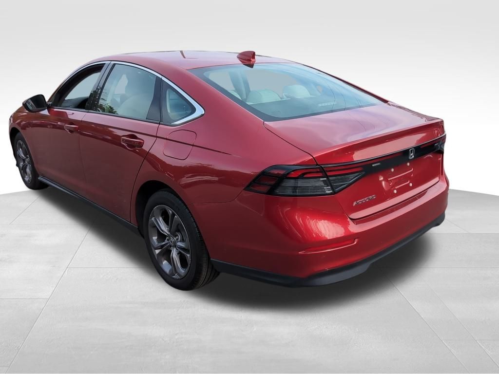 2023 Honda Accord EX photo 4