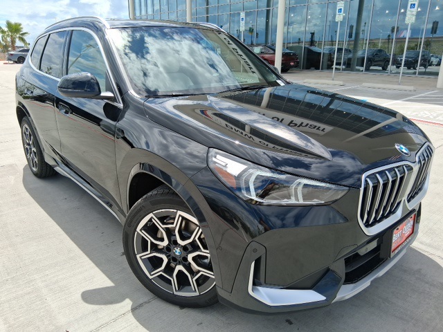 2026 BMW X1 28i's photo