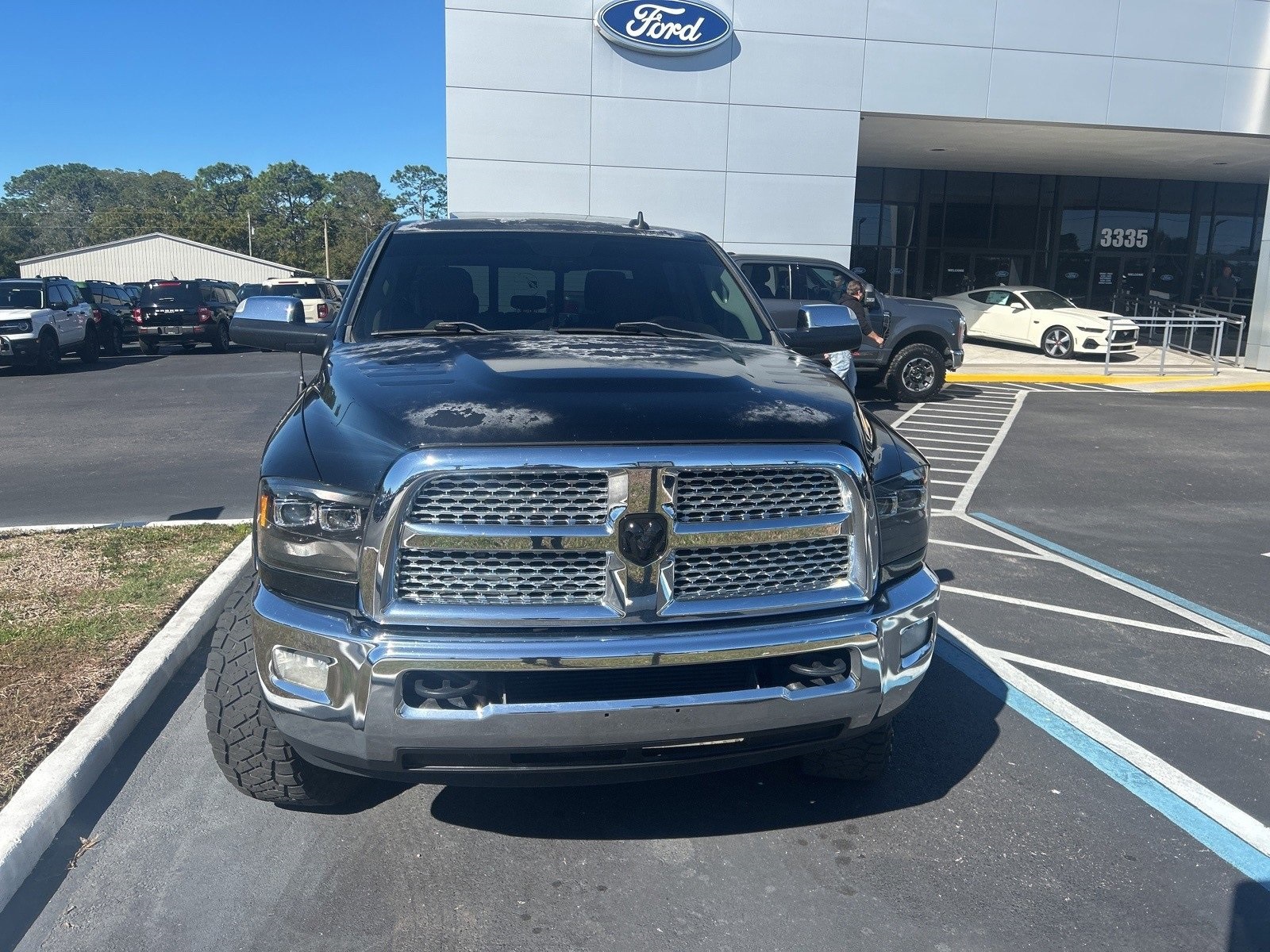 2013 Ram 2500 Laramie photo 4