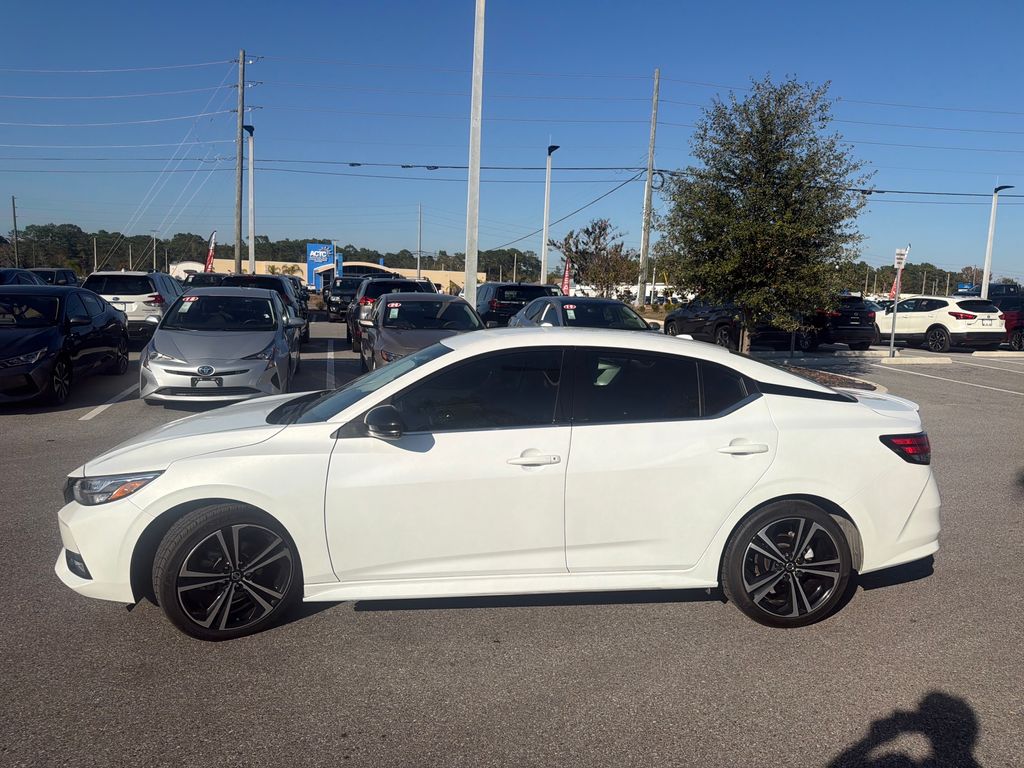 2023 Nissan Sentra SR photo 2