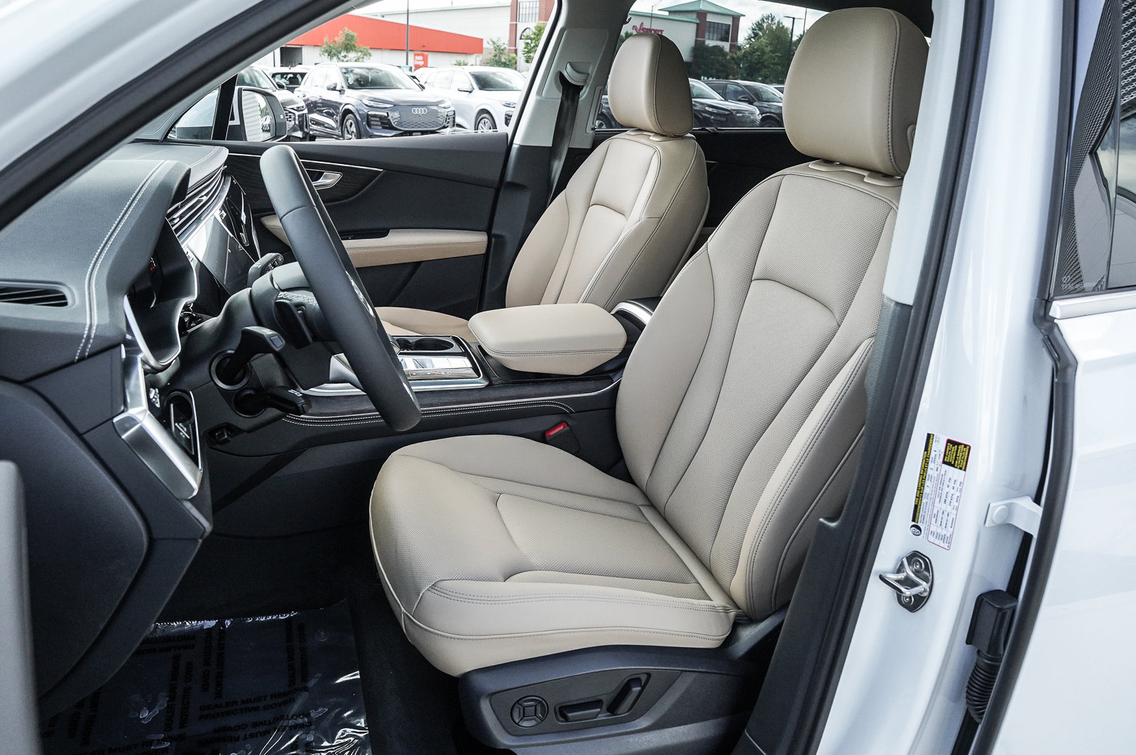2025 Audi Q7 Premium Plus photo 9