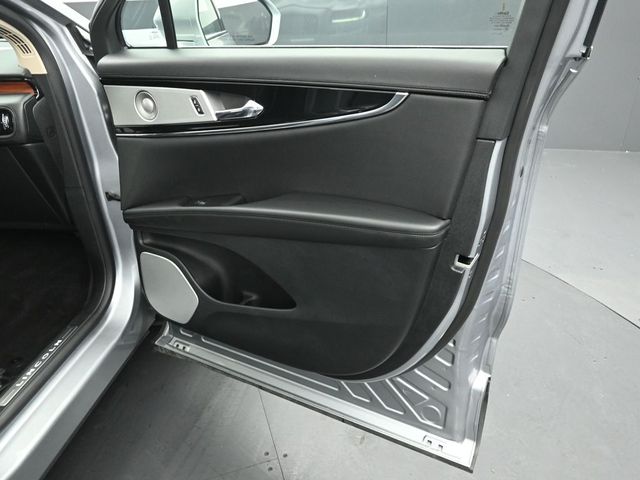 2023 LINCOLN NAUTILUS - Image 33