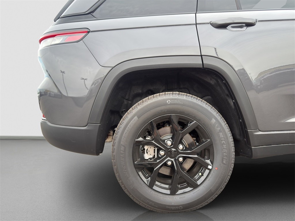 2025 Jeep Grand Cherokee Altitude X photo 23