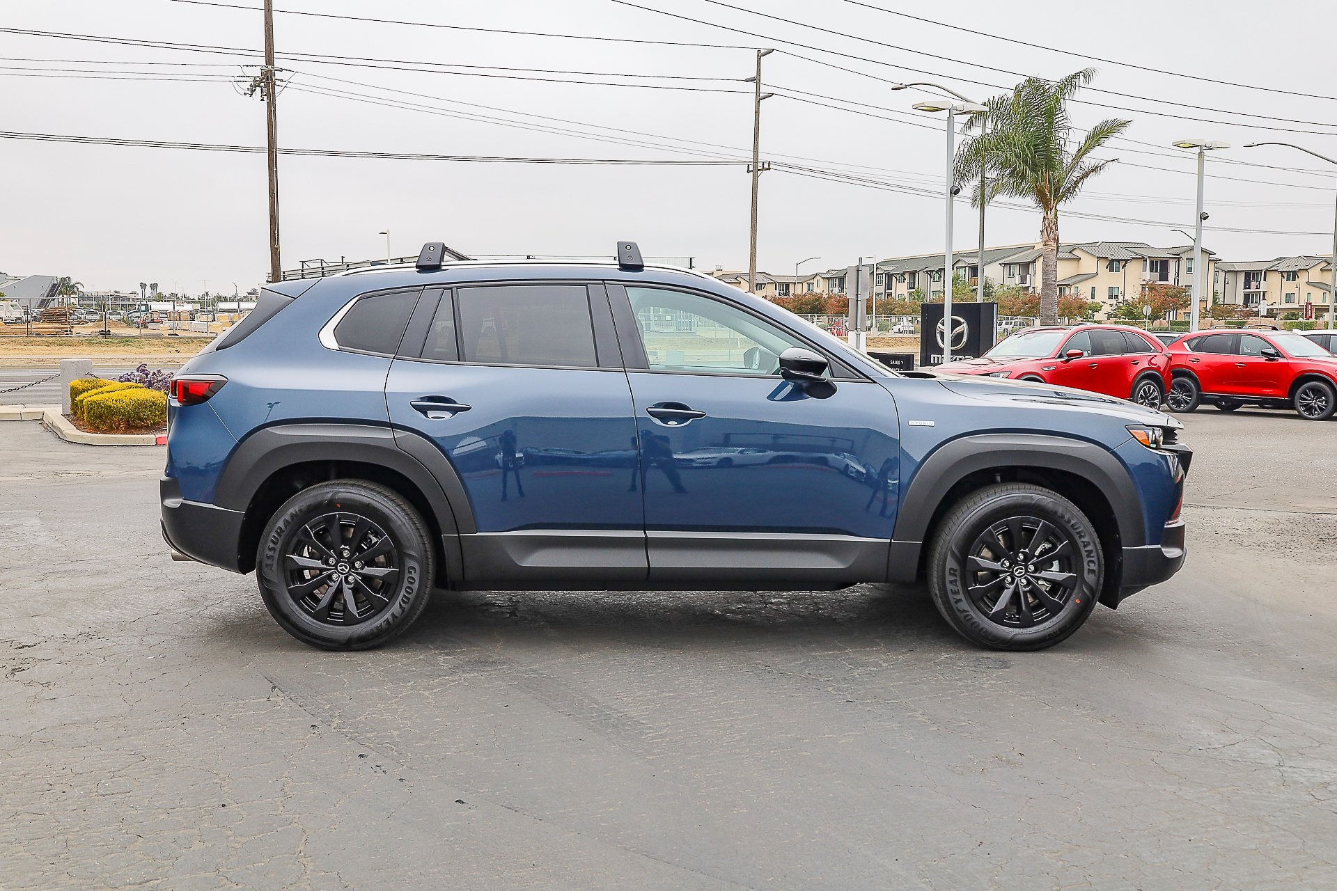 2025 Mazda CX-50 Preferred photo 3