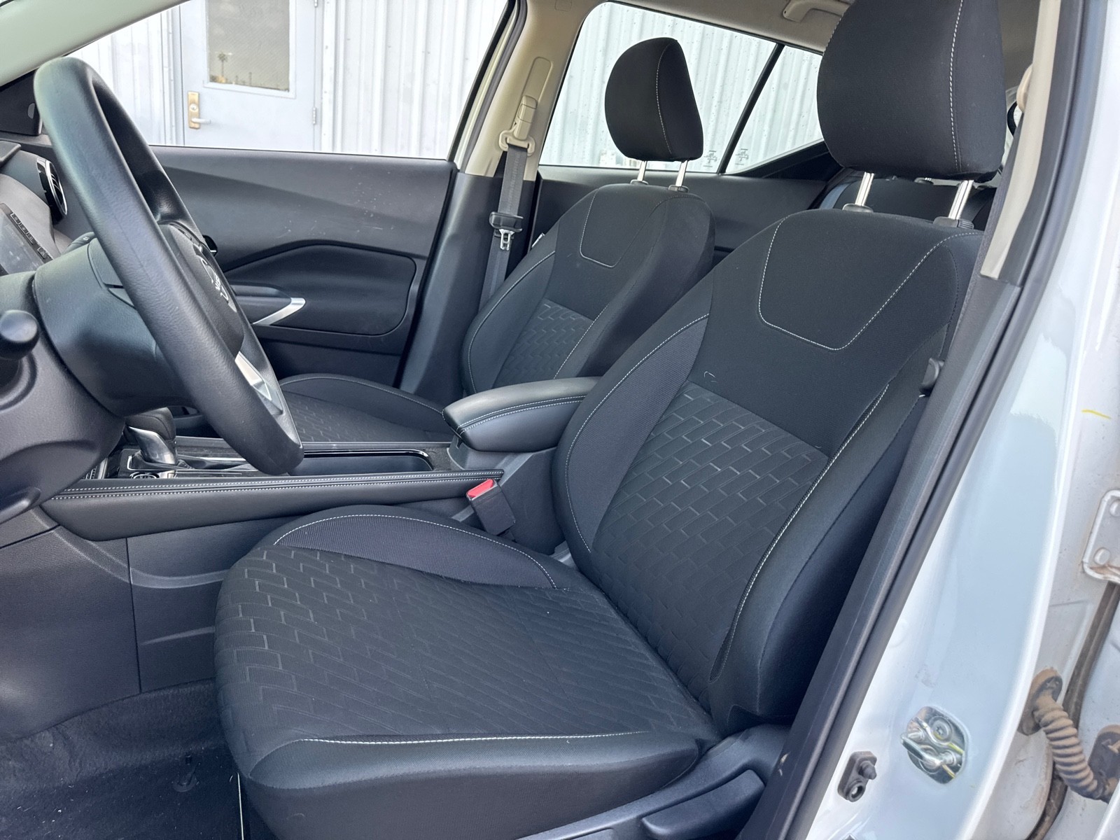 Used 2024 WHITE Nissan SV image 16