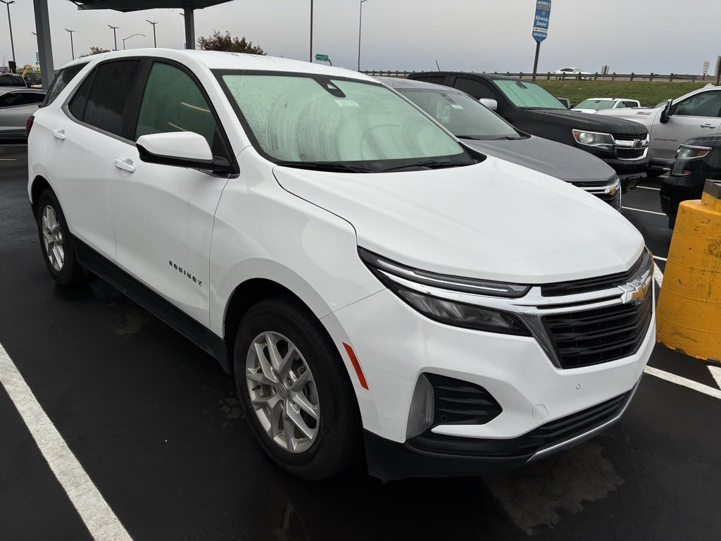 2024 Chevrolet Equinox LT's photo