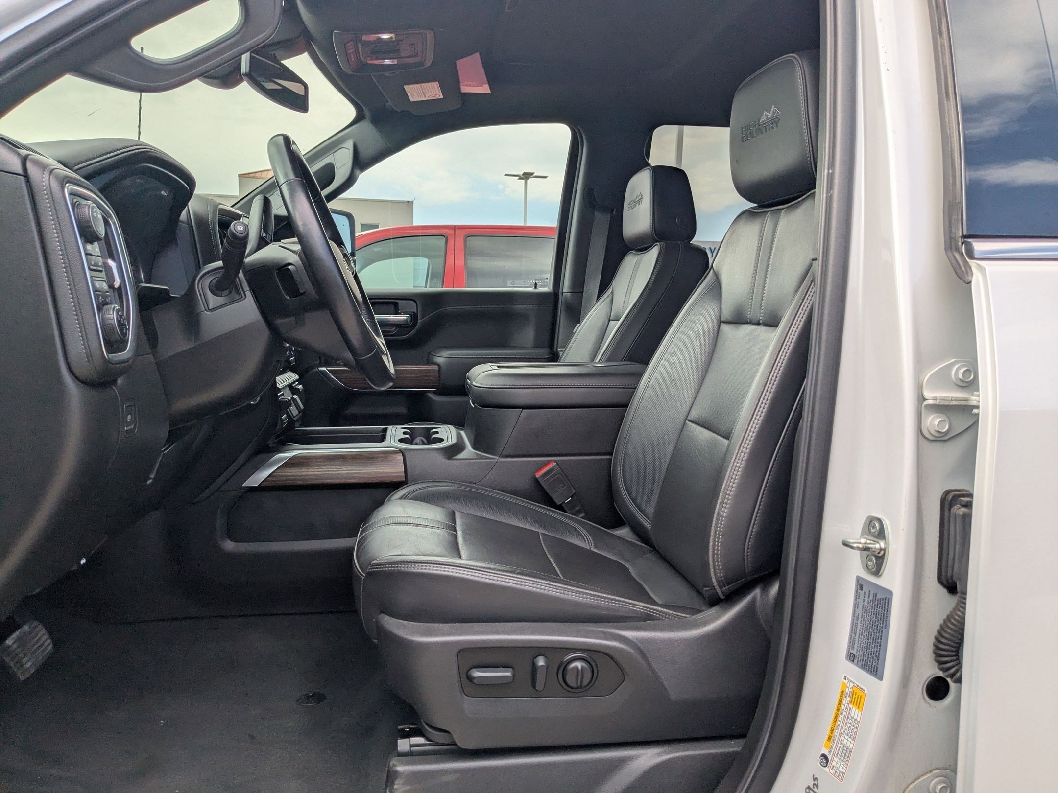 2022 Chevrolet Silverado 3500HD High Country photo 15