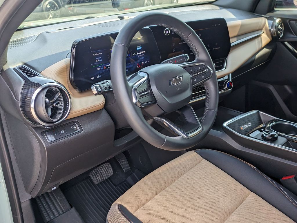 2025 Chevrolet Equinox ACTIV photo 11