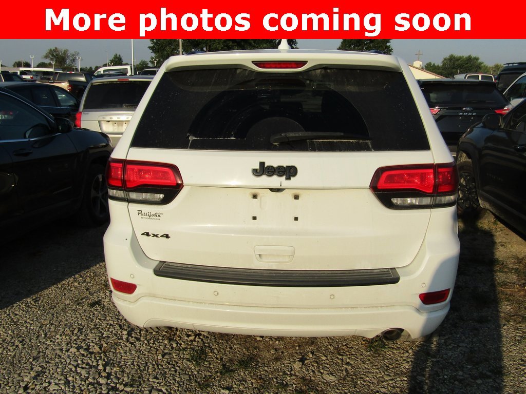 2020 Jeep Grand Cherokee Laredo photo 4
