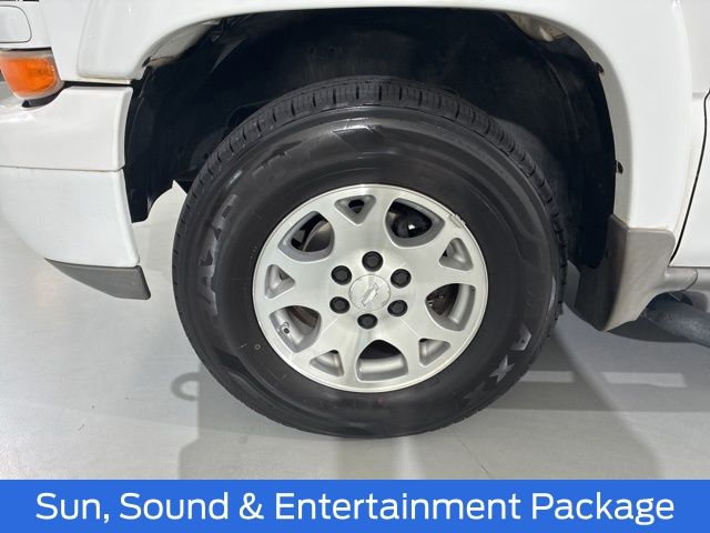 2005 Chevrolet Suburban 1500 Z71 photo 10