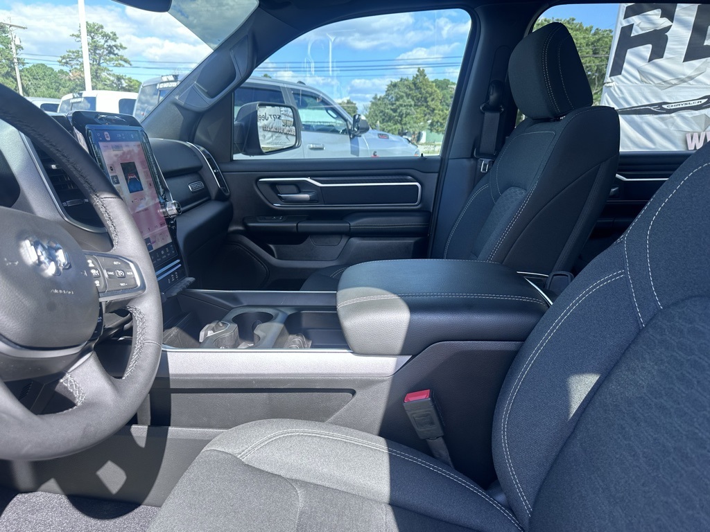 2025 Ram 1500 Big Horn Lone Star photo 3