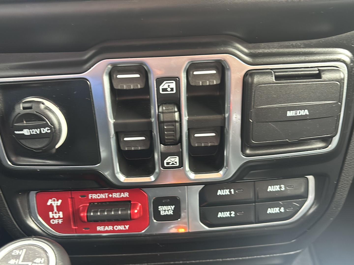 2022 Jeep Wrangler 4xe Unlimited Rubicon photo 17