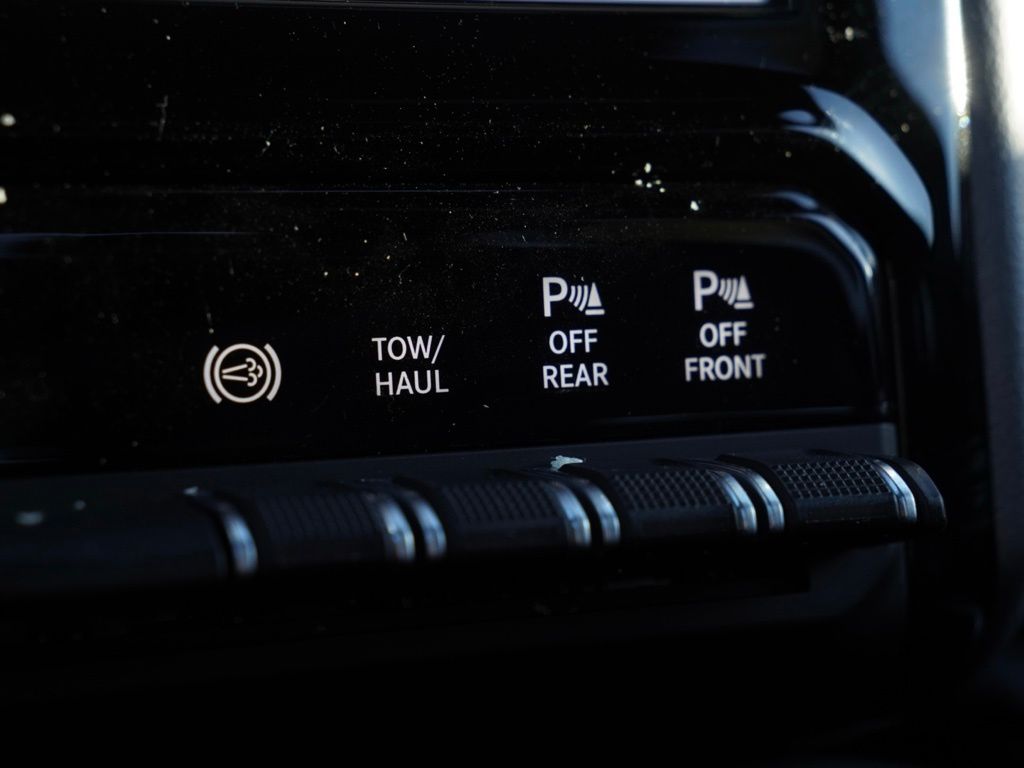 New 2026 Ceramic Gray Clear-Coat Exterior Paint RAM Big Horn image 13