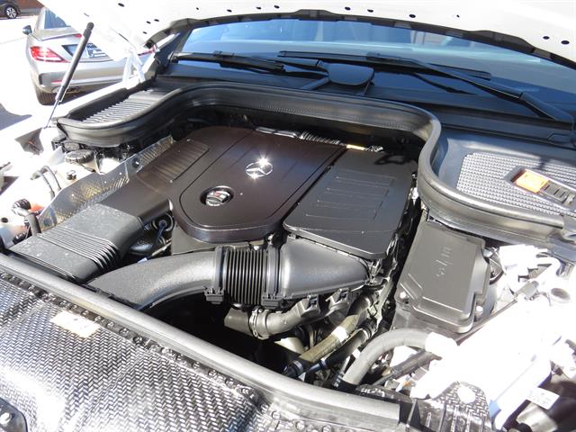2024 Mercedes Benz GLE 350 4MATIC photo 5
