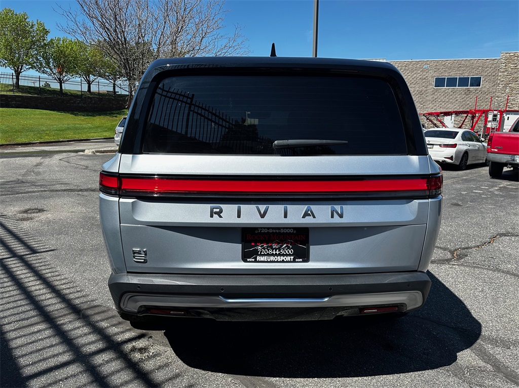 2025 Rivian R1S Adventure photo 6