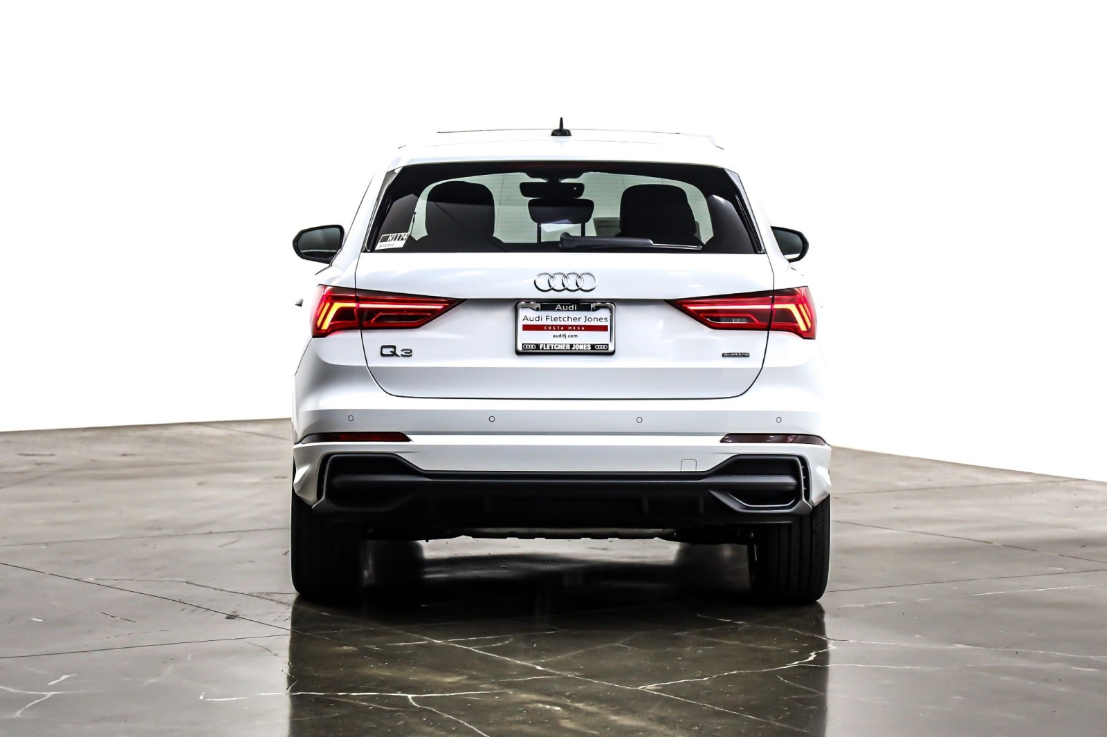 2025 Audi Q3 S line Premium 45 TFSI photo 3