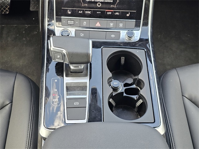 2024 Audi Q7 55 Premium Plus photo 22