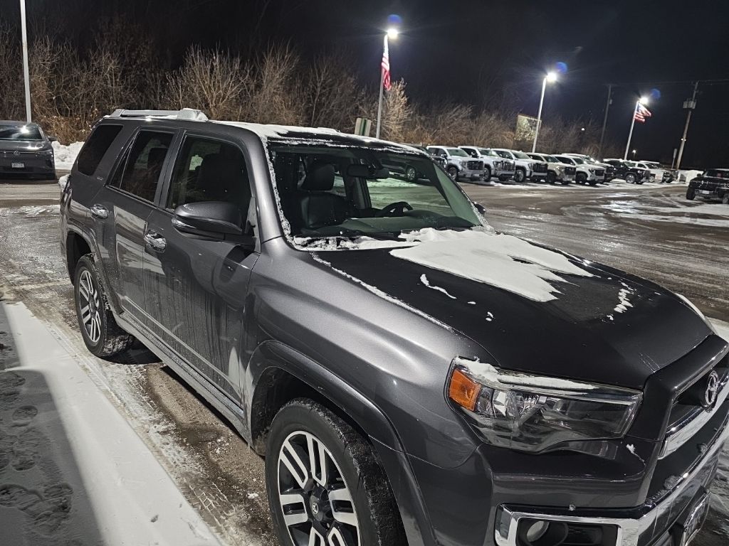 2014 Toyota 4Runner Limited's photo