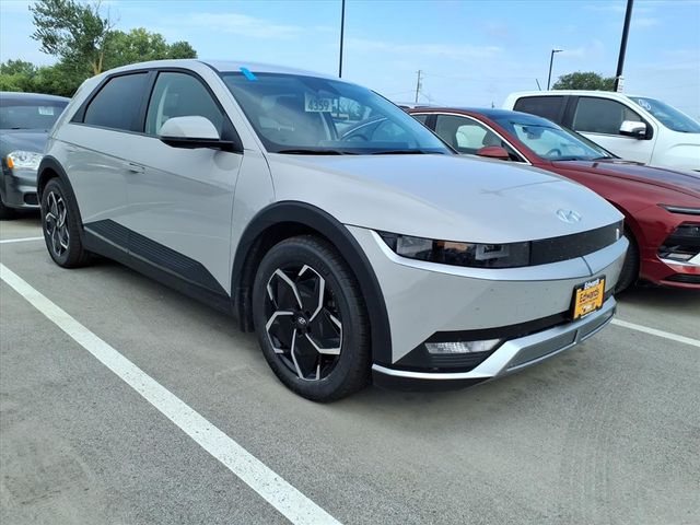2022 Hyundai Ioniq 5 SE photo 2