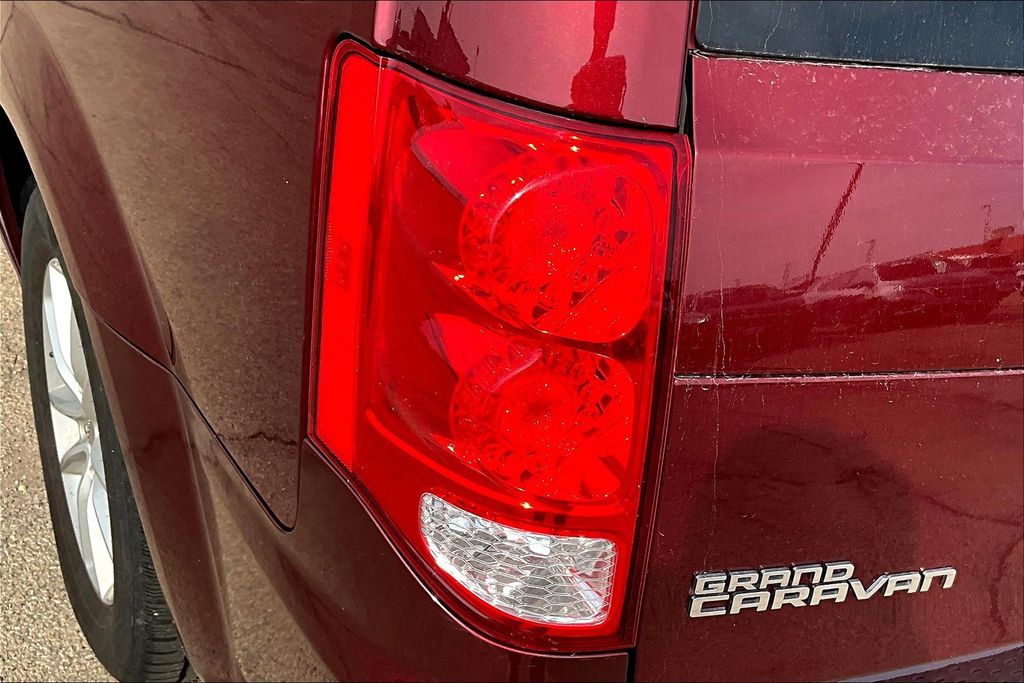 2019 Dodge Grand Caravan SXT photo 18